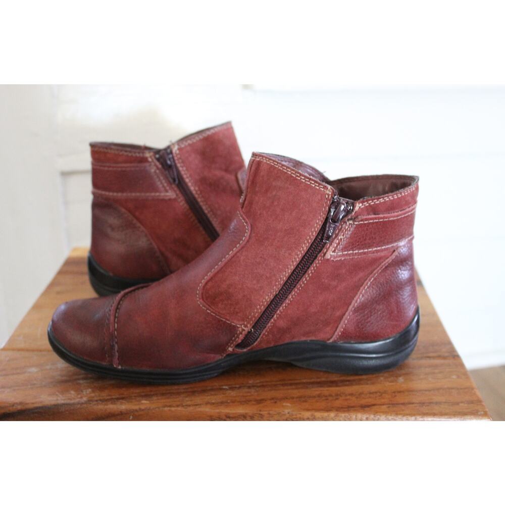 Women's Earth Origins Dayton Suede Buckle Accent Ankle Boot/Bottie  Size 8 1/2 - Picture 3 of 8